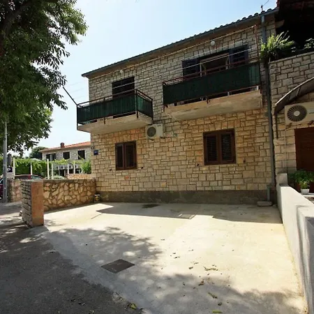 Neri Lejlighed