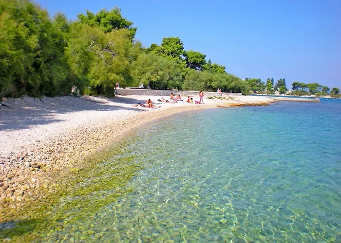 Neri Supetar
